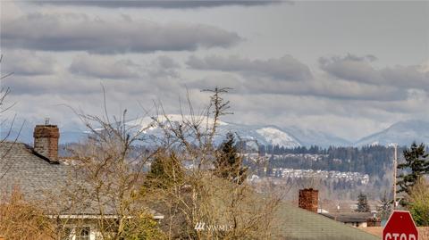 2720 16th St, Everett, WA 98201 photo 5
