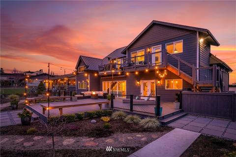 2117 5th St, Everett, WA 98201 photo 1