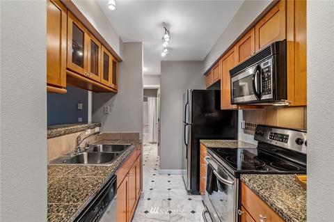 18930 Bothell Everett Hwy #H302, Bothell, WA 98012 photo 9