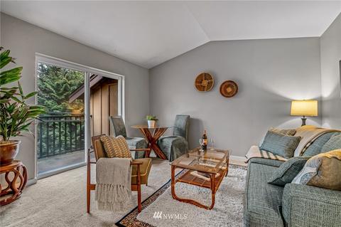 18930 Bothell Everett Hwy #H302, Bothell, WA 98012 photo 2