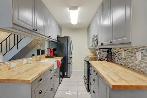 426 213th Pl SW #20C, Bothell, WA 98021 photo 9