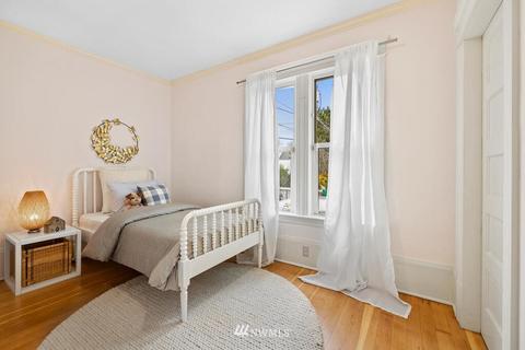 1714 E Thomas St, Seattle, WA 98112 photo 24