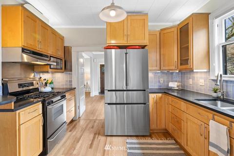 1714 E Thomas St, Seattle, WA 98112 photo 15