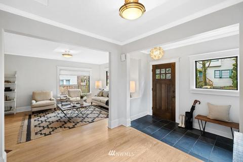 1714 E Thomas St, Seattle, WA 98112 photo 7