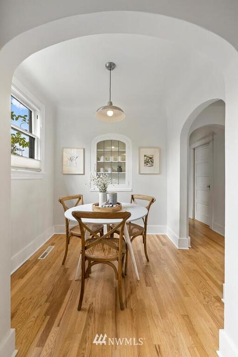 1714 E Thomas St, Seattle, WA 98112 photo 13
