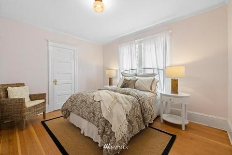 1714 E Thomas St, Seattle, WA 98112 photo 21