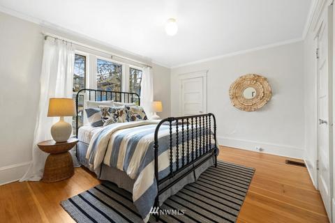 1714 E Thomas St, Seattle, WA 98112 photo 19