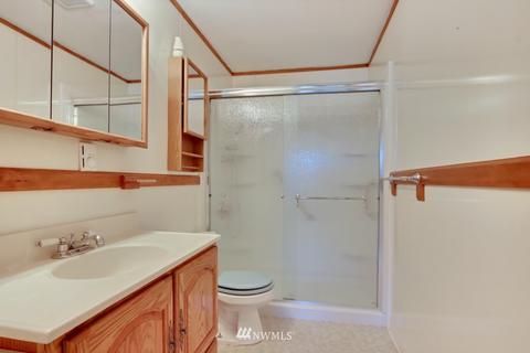 301 Leber Ct NW, Orting, WA 98360 photo 17
