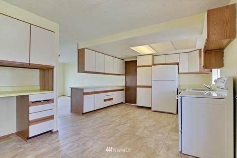 301 Leber Ct NW, Orting, WA 98360 photo 14