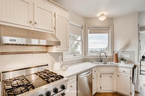 729 Main St, Edmonds, WA 98020 photo 10