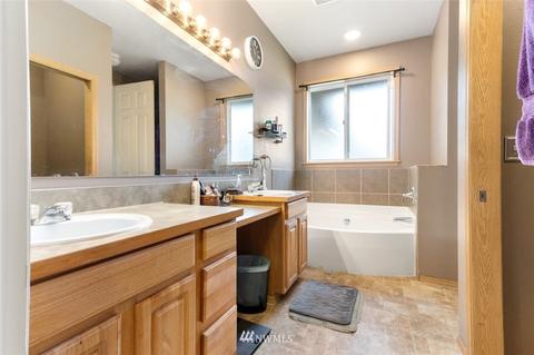 1103 180th St E, Spanaway, WA 98387 photo 11