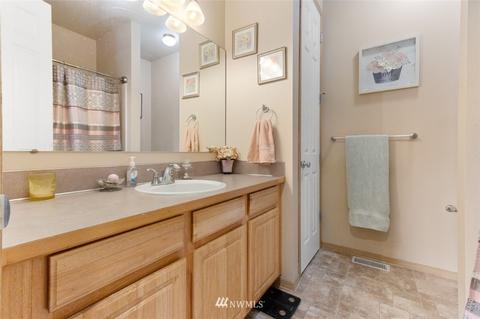 1103 180th St E, Spanaway, WA 98387 photo 8