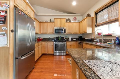 1103 180th St E, Spanaway, WA 98387 photo 7