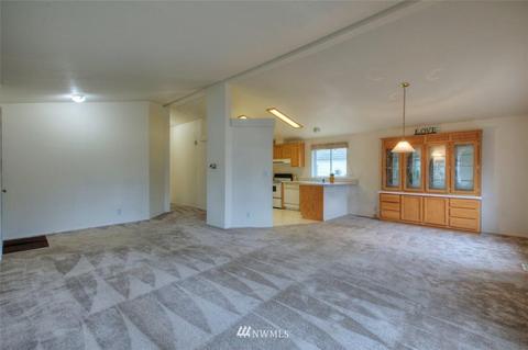 14110 72nd St E, Sumner, WA 98390 photo 2