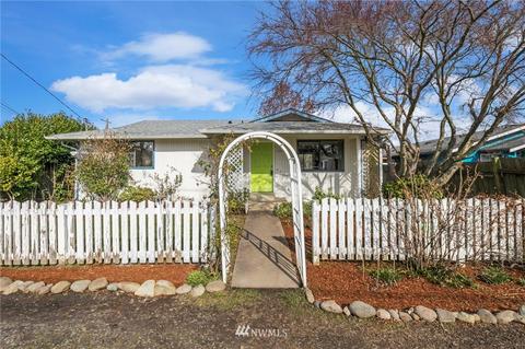 264 W Hammond St, Sequim, WA 98382 photo 1