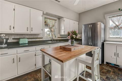 1827 Harding St, Enumclaw, WA 98022 photo 10