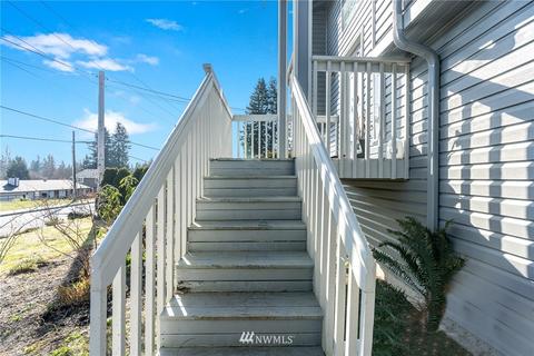 7620 Upper Ridge Rd, Everett, WA 98203 photo 2