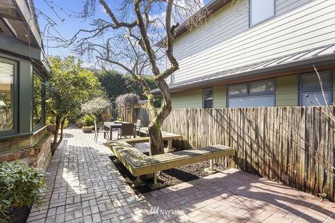 1815 E Mcgraw St, Seattle, WA 98112 photo 14