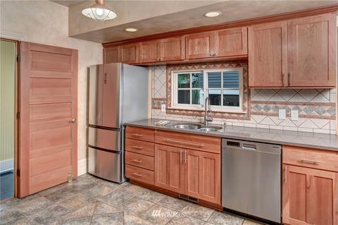 226 12th Ave E, Seattle, WA 98102 photo 22