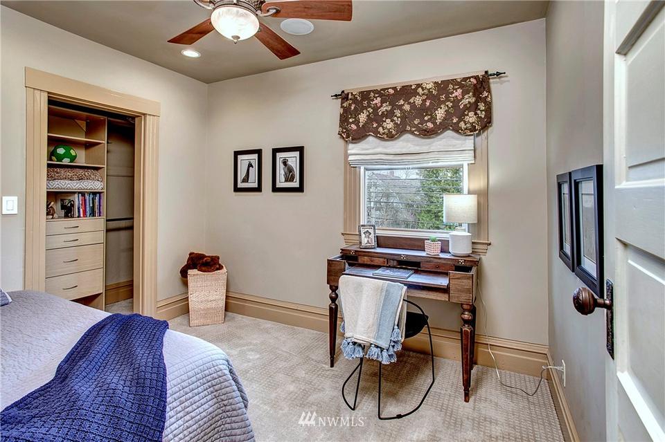  226 12th Ave E, Seattle, WA 98102 photo 37