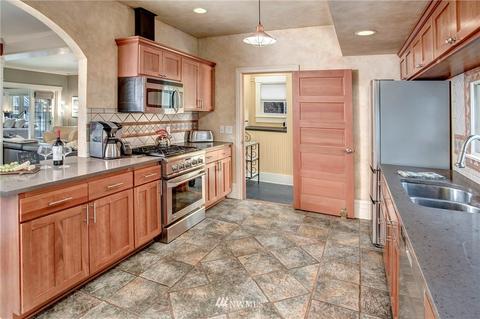 226 12th Ave E, Seattle, WA 98102 photo 19