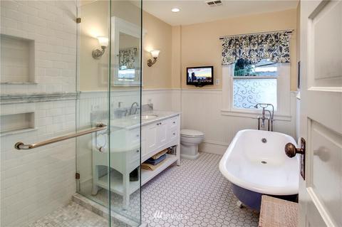 226 12th Ave E, Seattle, WA 98102 photo 34