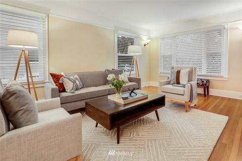 2202 N 60th St, Seattle, WA 98103 photo 10