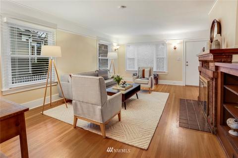 2202 N 60th St, Seattle, WA 98103 photo 11