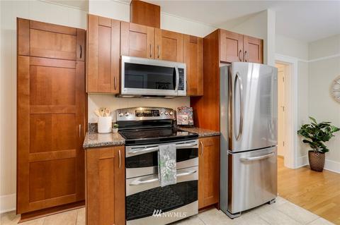 2202 N 60th St, Seattle, WA 98103 photo 14