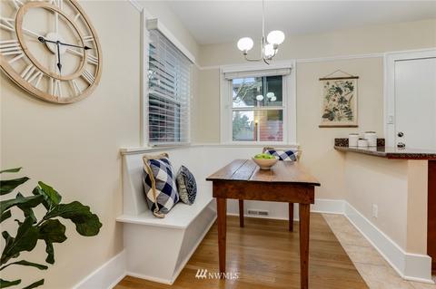 2202 N 60th St, Seattle, WA 98103 photo 15