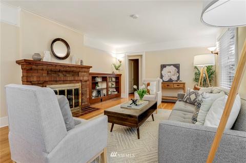 2202 N 60th St, Seattle, WA 98103 photo 6