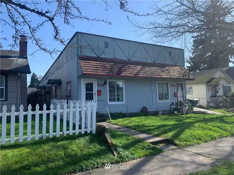 324 20th Ave, Longview, WA 98632 photo 1