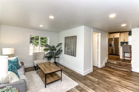 925 Pine St, Everett, WA 98201 photo 3