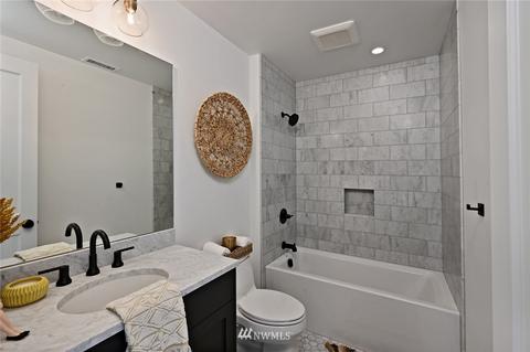 524 18th Ave E, Seattle, WA 98112 photo 23