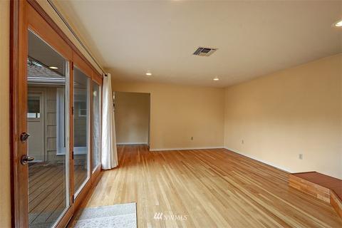 215 Upper Edmonds St, Edmonds, WA 98020 photo 15