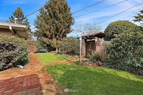 215 Upper Edmonds St, Edmonds, WA 98020 photo 4