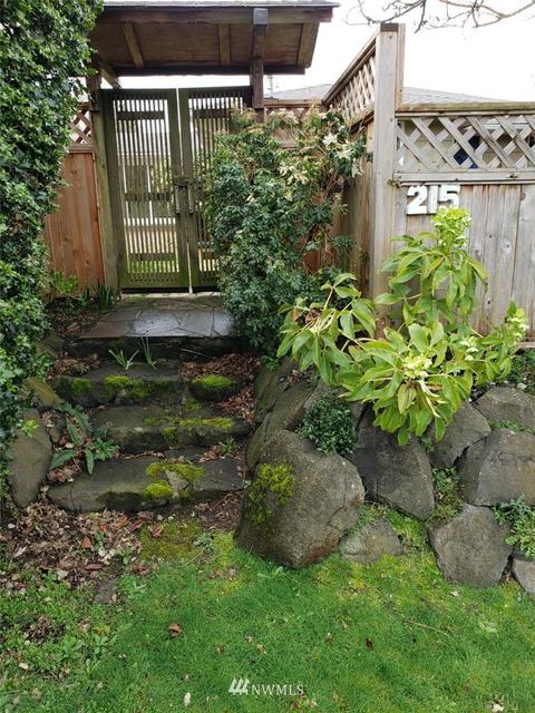 215 Upper Edmonds St, Edmonds, WA 98020 photo 20
