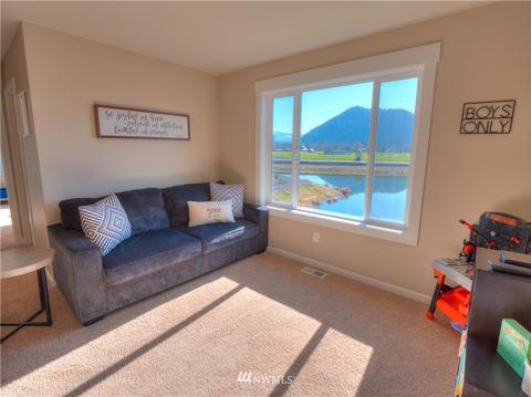 626 Sigrist Dr E, Enumclaw, WA 98022 photo 22