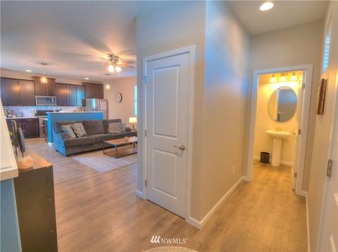 626 Sigrist Dr E, Enumclaw, WA 98022 photo 18