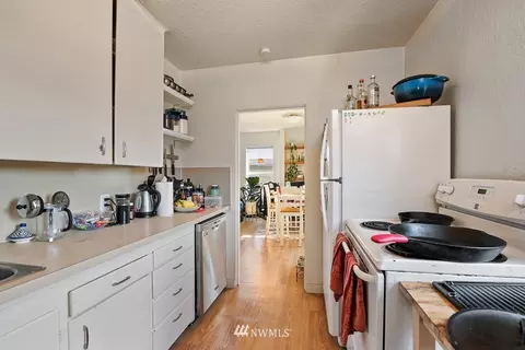 1010 N 45th St, Seattle, WA 98103 photo 11