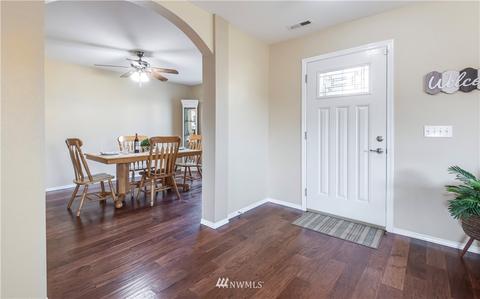 1005 Daffodil Ave NE, Orting, WA 98360 photo 3