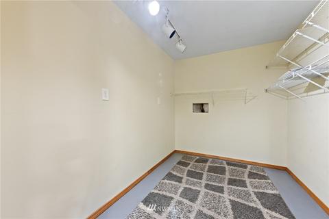 9303 NE 184th Pl, Bothell, WA 98011 photo 22
