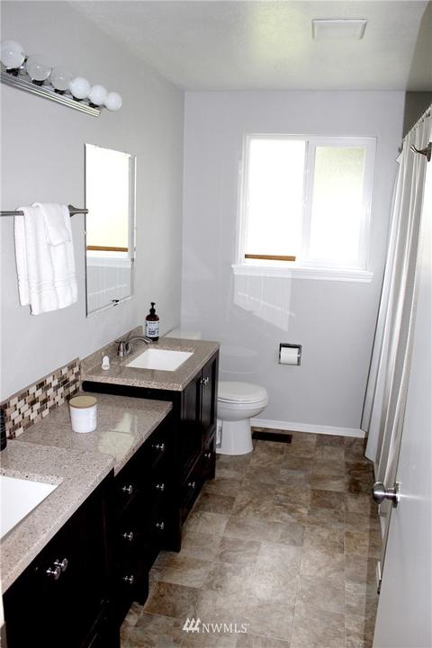 17306 11th Avenue Ct E, Spanaway, WA 98387 photo 13