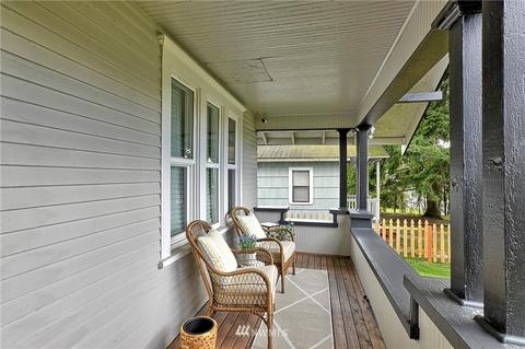 1117 Maple St, Everett, WA 98201 photo 2
