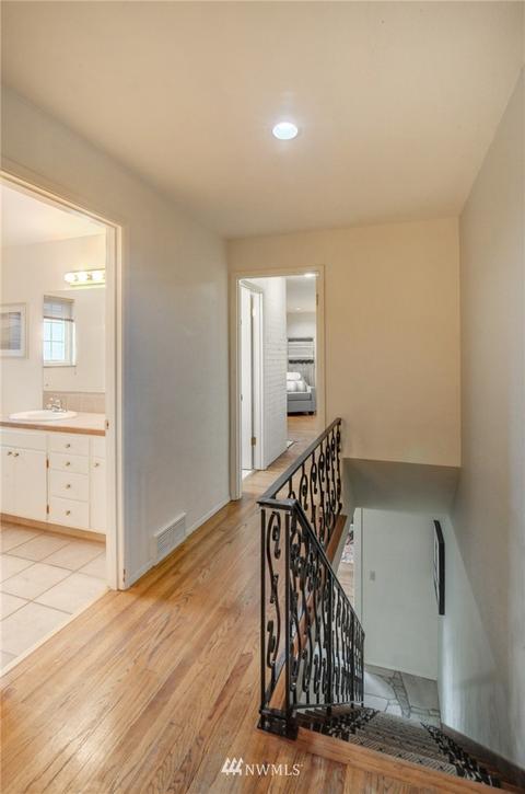 2244 40th Ave E, Seattle, WA 98112 photo 27