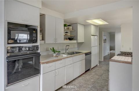 2244 40th Ave E, Seattle, WA 98112 photo 16