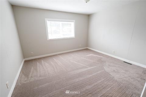 411 203rd Street Ct E, Spanaway, WA 98387 photo 13