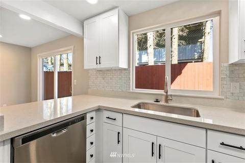 9023 11th Pl W, Everett, WA 98204 photo 13