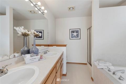 218 203rd St SE, Bothell, WA 98012 photo 15