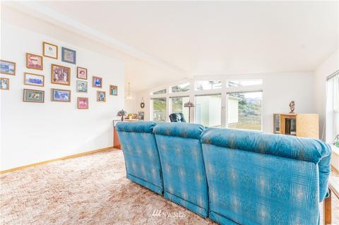 45 Chestnut, Chelan, WA 98816 photo 6